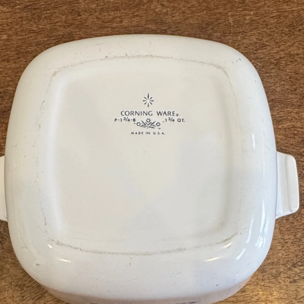 Vintage Corning Ware Lot Of 2 Square Dishes Blue Cornflower P-1 3/4B, P-43B Lid